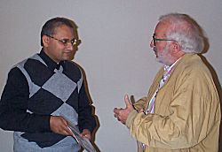 Der Muslim Dr.Yahya H.Baiwa (links) im Gespräch